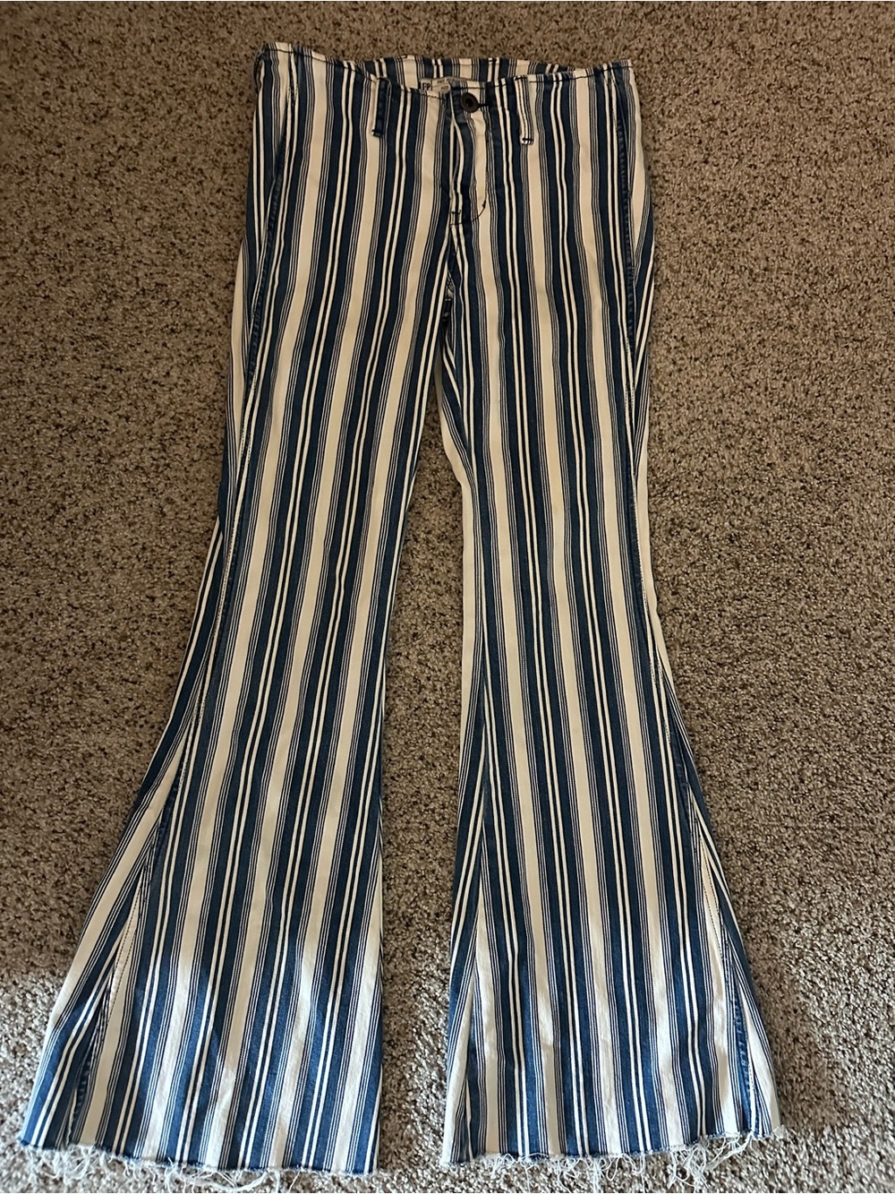 Free People Jolene Hip Hugger Flare Jeans Size 27 Railroad Stripe Raw Hem - Picture 2 of 9